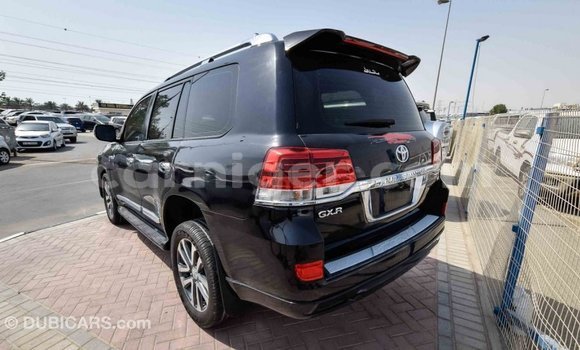 Sayi Imported Toyota Land Cruiser Black Babbar mota in Import - Dubai a Agadez Sayi Imported Toyota Land Cruiser Black Babbar mota in Import - Dubai a Agadez