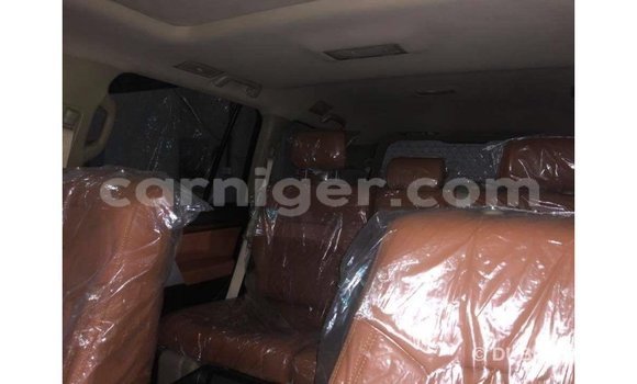 Buy Import Toyota Land Cruiser Black Truck in Import - Dubai in Agadez Buy Import Toyota Land Cruiser Black Truck in Import - Dubai in Agadez
