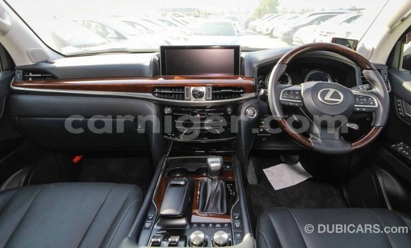 Sayi Imported Lexus LX White Mota in Import - Dubai a Agadez Sayi Imported Lexus LX White Mota in Import - Dubai a Agadez