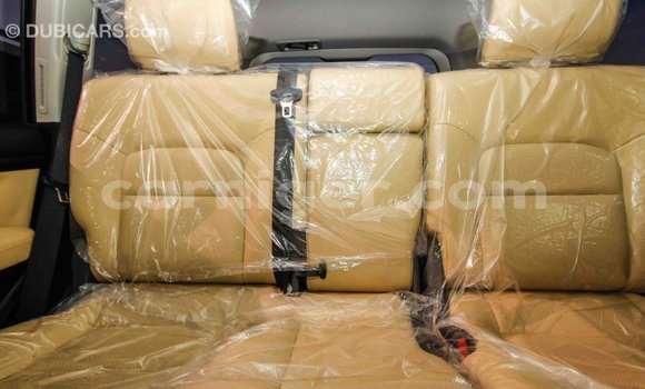 Buy Import Toyota Land Cruiser Black Truck in Import - Dubai in Agadez Buy Import Toyota Land Cruiser Black Truck in Import - Dubai in Agadez