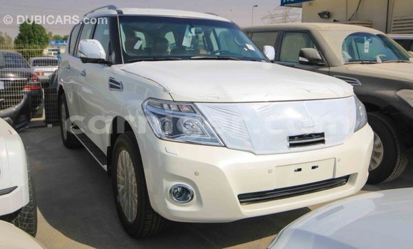 Sayi Imported Nissan Patrol White Mota in Import - Dubai a Agadez Sayi Imported Nissan Patrol White Mota in Import - Dubai a Agadez