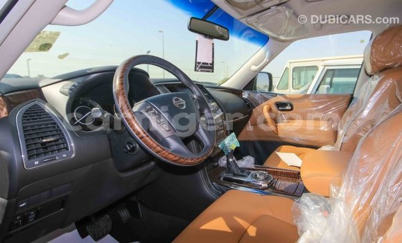 Sayi Imported Nissan Patrol White Mota in Import - Dubai a Agadez Sayi Imported Nissan Patrol White Mota in Import - Dubai a Agadez