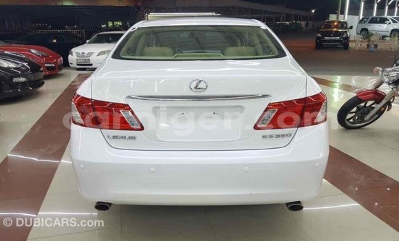 Buy Import Lexus ES White Car in Import - Dubai in Agadez