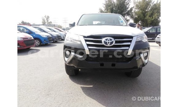 اشتري Imported Toyota Fortuner Black سيارة في Import - Dubai في أغاديز اشتري Imported Toyota Fortuner Black سيارة في Import - Dubai في أغاديز