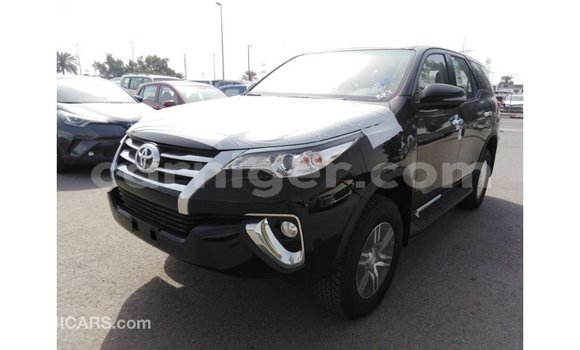 اشتري Imported Toyota Fortuner Black سيارة في Import - Dubai في أغاديز اشتري Imported Toyota Fortuner Black سيارة في Import - Dubai في أغاديز
