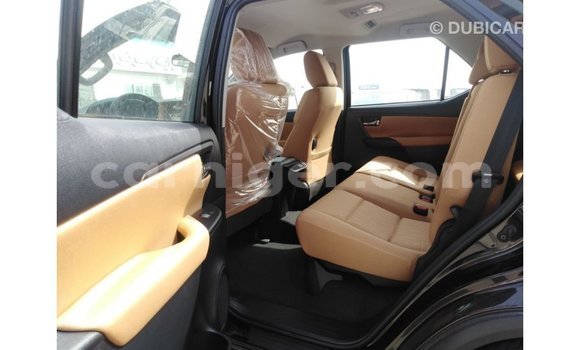 اشتري Imported Toyota Fortuner Black سيارة في Import - Dubai في أغاديز اشتري Imported Toyota Fortuner Black سيارة في Import - Dubai في أغاديز