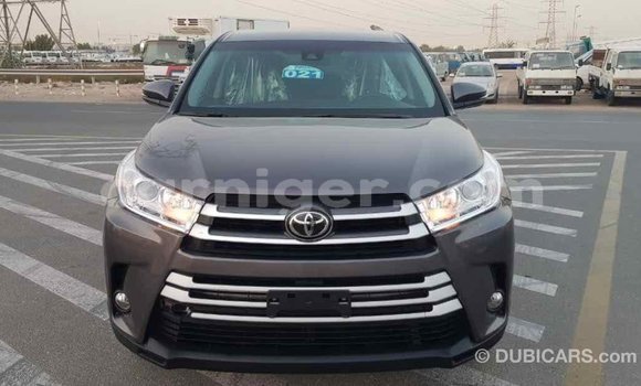 Buy Import Toyota Highlander Other Car in Import - Dubai in Agadez Buy Import Toyota Highlander Other Car in Import - Dubai in Agadez