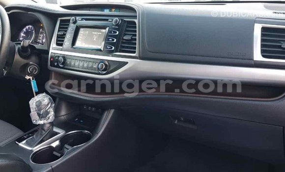Buy Import Toyota Highlander Other Car in Import - Dubai in Agadez Buy Import Toyota Highlander Other Car in Import - Dubai in Agadez