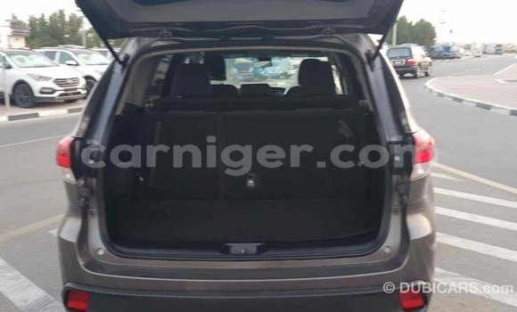 Buy Import Toyota Highlander Other Car in Import - Dubai in Agadez Buy Import Toyota Highlander Other Car in Import - Dubai in Agadez