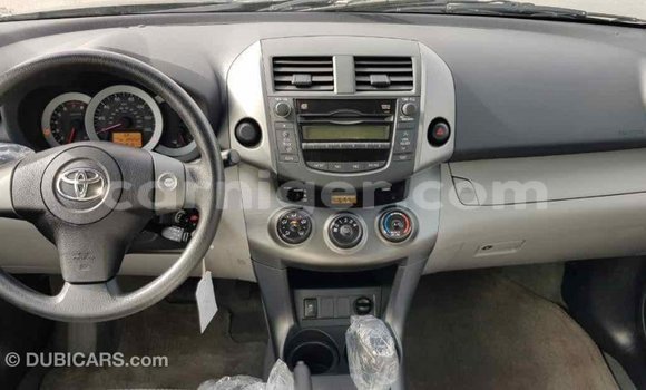 Buy Import Toyota RAV4 Green Car in Import - Dubai in Agadez Buy Import Toyota RAV4 Green Car in Import - Dubai in Agadez