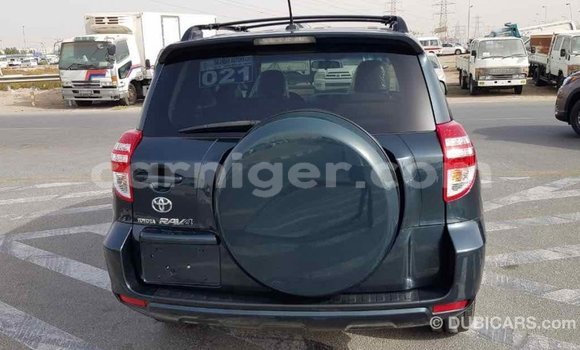 Buy Import Toyota RAV4 Green Car in Import - Dubai in Agadez Buy Import Toyota RAV4 Green Car in Import - Dubai in Agadez