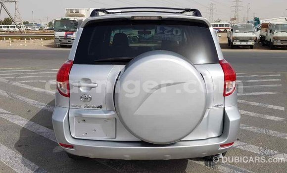 Acheter Import Voiture Toyota RAV4 Autre à Import - Dubai, Agadez Acheter Import Voiture Toyota RAV4 Autre à Import - Dubai, Agadez