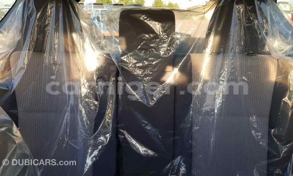 Buy Import Toyota RAV4 White Car in Import - Dubai in Agadez Buy Import Toyota RAV4 White Car in Import - Dubai in Agadez