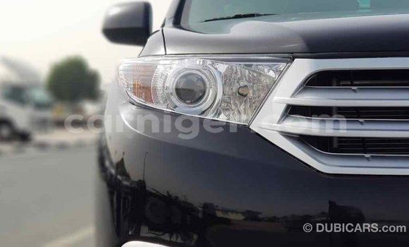 Acheter Import Voiture Toyota Highlander Noir à Import - Dubai, Agadez Acheter Import Voiture Toyota Highlander Noir à Import - Dubai, Agadez