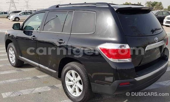 Acheter Import Voiture Toyota Highlander Noir à Import - Dubai, Agadez Acheter Import Voiture Toyota Highlander Noir à Import - Dubai, Agadez