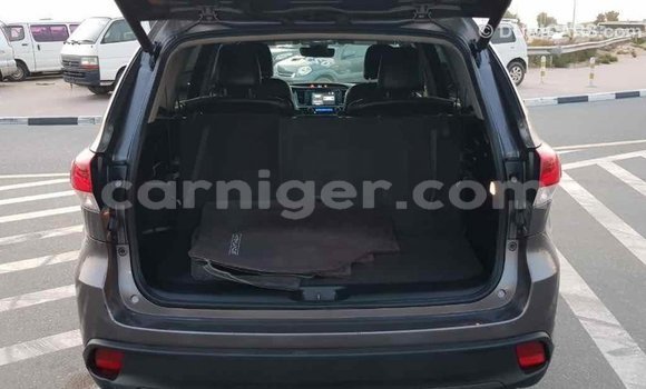Buy Import Toyota Highlander Other Car in Import - Dubai in Agadez Buy Import Toyota Highlander Other Car in Import - Dubai in Agadez