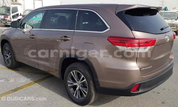Buy Import Toyota Highlander Brown Car in Import - Dubai in Agadez Buy Import Toyota Highlander Brown Car in Import - Dubai in Agadez