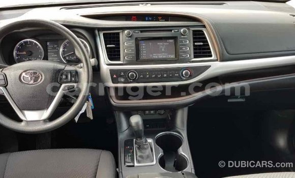 Buy Import Toyota Highlander Brown Car in Import - Dubai in Agadez Buy Import Toyota Highlander Brown Car in Import - Dubai in Agadez