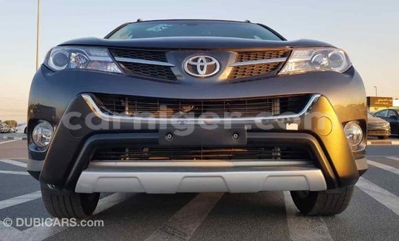 Acheter Import Voiture Toyota RAV4 Autre à Import - Dubai, Agadez Acheter Import Voiture Toyota RAV4 Autre à Import - Dubai, Agadez
