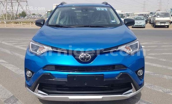اشتري Imported Toyota RAV4 Blue سيارة في Import - Dubai في أغاديز اشتري Imported Toyota RAV4 Blue سيارة في Import - Dubai في أغاديز