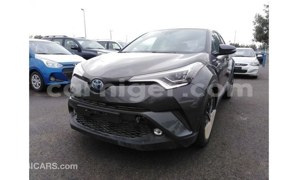 Acheter Import Voiture Toyota C-HR Autre à Import - Dubai, Agadez Acheter Import Voiture Toyota C-HR Autre à Import - Dubai, Agadez