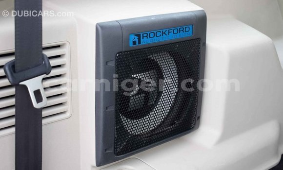 Buy Import Mitsubishi Pajero Black Car in Import - Dubai in Agadez Buy Import Mitsubishi Pajero Black Car in Import - Dubai in Agadez