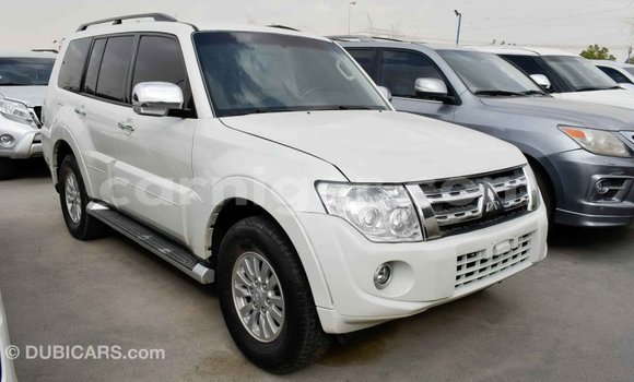 Buy Import Mitsubishi Pajero White Car in Import - Dubai in Agadez Buy Import Mitsubishi Pajero White Car in Import - Dubai in Agadez