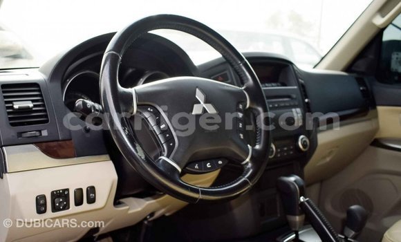 Buy Import Mitsubishi Pajero White Car in Import - Dubai in Agadez Buy Import Mitsubishi Pajero White Car in Import - Dubai in Agadez