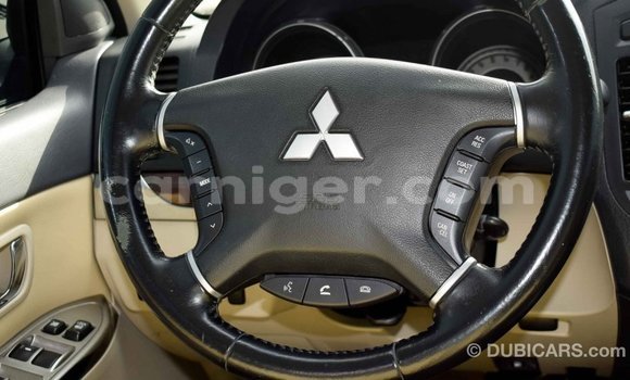 Buy Import Mitsubishi Pajero White Car in Import - Dubai in Agadez Buy Import Mitsubishi Pajero White Car in Import - Dubai in Agadez