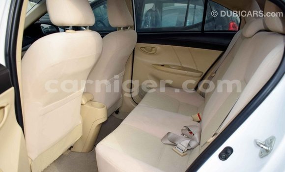 Buy Import Toyota Yaris White Car in Import - Dubai in Agadez Buy Import Toyota Yaris White Car in Import - Dubai in Agadez