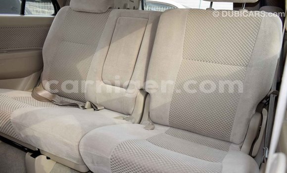 Sayi Imported Toyota Fortuner White Mota in Import - Dubai a Agadez Sayi Imported Toyota Fortuner White Mota in Import - Dubai a Agadez