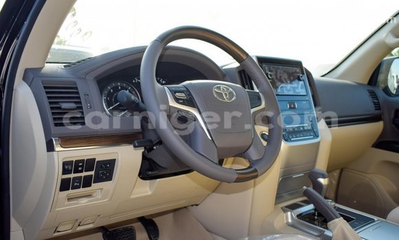 Sayi Imported Toyota Land Cruiser Black Babbar mota in Import - Dubai a Agadez Sayi Imported Toyota Land Cruiser Black Babbar mota in Import - Dubai a Agadez