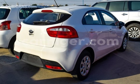 اشتري Imported Kia Rio White سيارة في Import - Dubai في أغاديز اشتري Imported Kia Rio White سيارة في Import - Dubai في أغاديز
