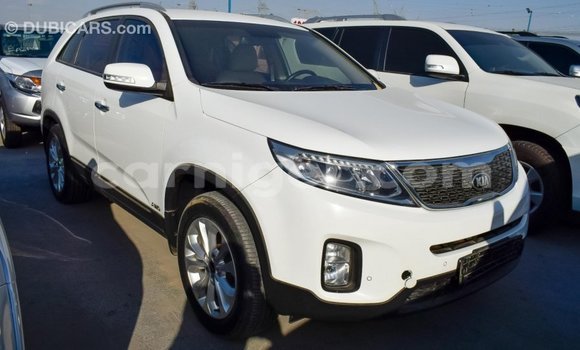 Sayi Imported Kia Sorento White Mota in Import - Dubai a Agadez Sayi Imported Kia Sorento White Mota in Import - Dubai a Agadez