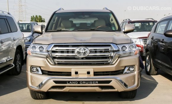 Buy Import Toyota Land Cruiser Other Truck in Import - Dubai in Agadez Buy Import Toyota Land Cruiser Other Truck in Import - Dubai in Agadez