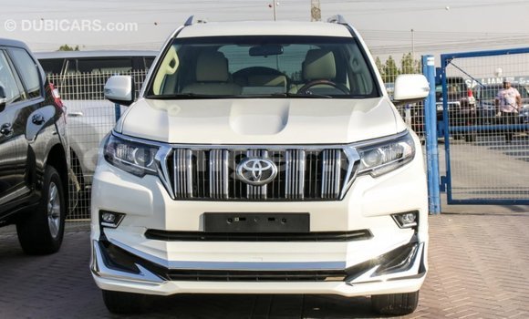 Sayi Imported Toyota Prado White Mota in Import - Dubai a Agadez Sayi Imported Toyota Prado White Mota in Import - Dubai a Agadez