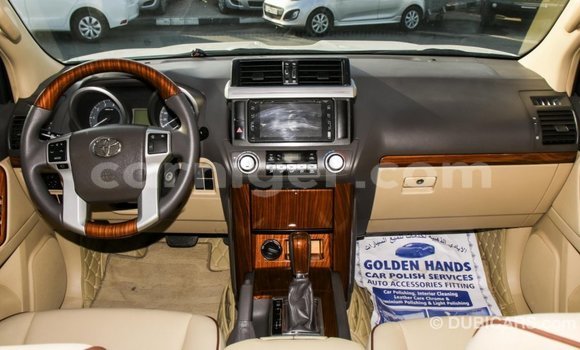 Sayi Imported Toyota Prado White Mota in Import - Dubai a Agadez Sayi Imported Toyota Prado White Mota in Import - Dubai a Agadez