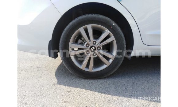 اشتري Imported Hyundai Elantra Other سيارة في Import - Dubai في أغاديز اشتري Imported Hyundai Elantra Other سيارة في Import - Dubai في أغاديز