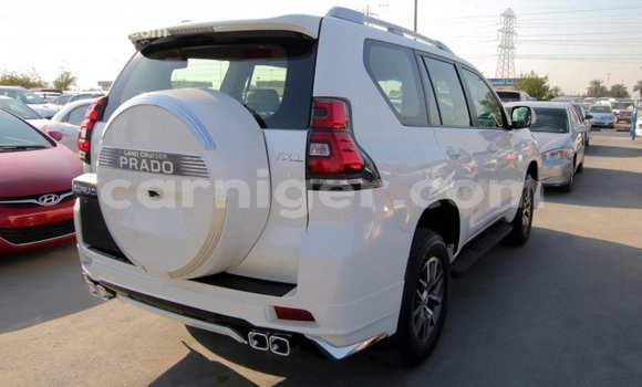 اشتري Imported Toyota Prado White سيارة في Import - Dubai في أغاديز اشتري Imported Toyota Prado White سيارة في Import - Dubai في أغاديز