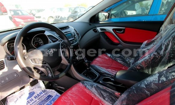 Sayi Imported Hyundai Elantra Red Mota in Import - Dubai a Agadez Sayi Imported Hyundai Elantra Red Mota in Import - Dubai a Agadez