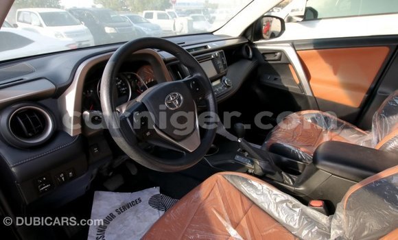 Acheter Import Voiture Toyota RAV4 Noir à Import - Dubai, Agadez Acheter Import Voiture Toyota RAV4 Noir à Import - Dubai, Agadez