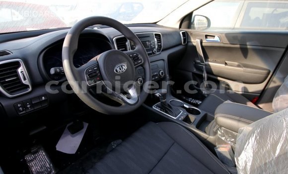 Sayi Imported Kia Sportage White Mota in Import - Dubai a Agadez Sayi Imported Kia Sportage White Mota in Import - Dubai a Agadez