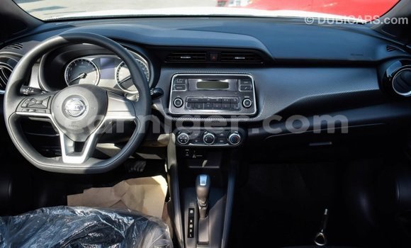 Buy Import Nissan Evalia Black Truck in Import - Dubai in Agadez Buy Import Nissan Evalia Black Truck in Import - Dubai in Agadez