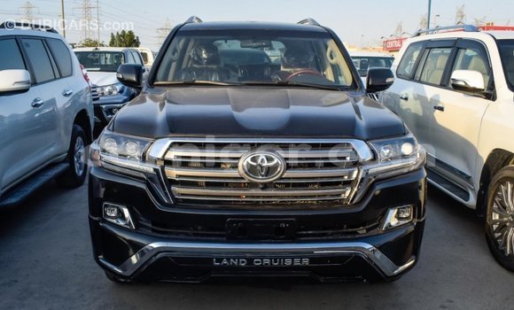 Buy Import Toyota Land Cruiser Black Truck in Import - Dubai in Agadez Buy Import Toyota Land Cruiser Black Truck in Import - Dubai in Agadez