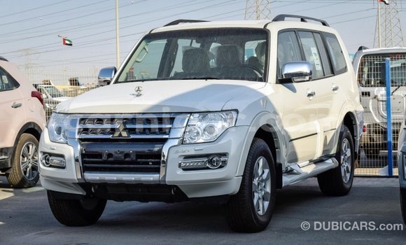 Buy Import Mitsubishi Pajero White Car in Import - Dubai in Agadez Buy Import Mitsubishi Pajero White Car in Import - Dubai in Agadez