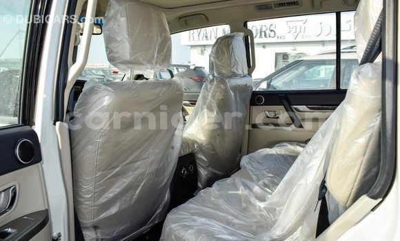 Buy Import Mitsubishi Pajero White Car in Import - Dubai in Agadez Buy Import Mitsubishi Pajero White Car in Import - Dubai in Agadez
