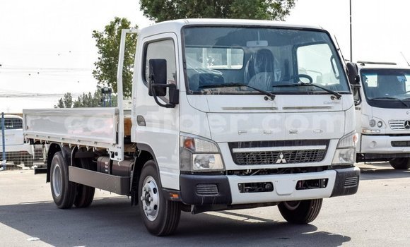 Buy Import Mitsubishi L400 White Truck in Import - Dubai in Agadez Buy Import Mitsubishi L400 White Truck in Import - Dubai in Agadez