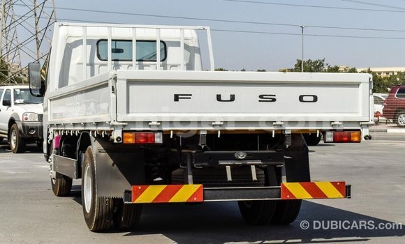 Buy Import Mitsubishi L400 White Truck in Import - Dubai in Agadez Buy Import Mitsubishi L400 White Truck in Import - Dubai in Agadez