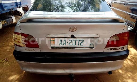 Buy Used Toyota Avensis Silver Car in Niamey in Niamey Buy Used Toyota Avensis Silver Car in Niamey in Niamey