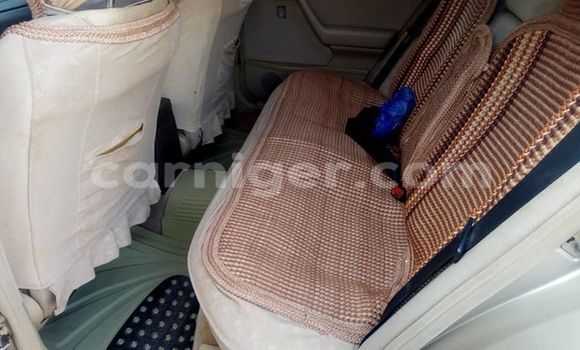 Buy Used Mercedes‒Benz C–Class Beige Car in Niamey in Niamey Buy Used Mercedes‒Benz C–Class Beige Car in Niamey in Niamey